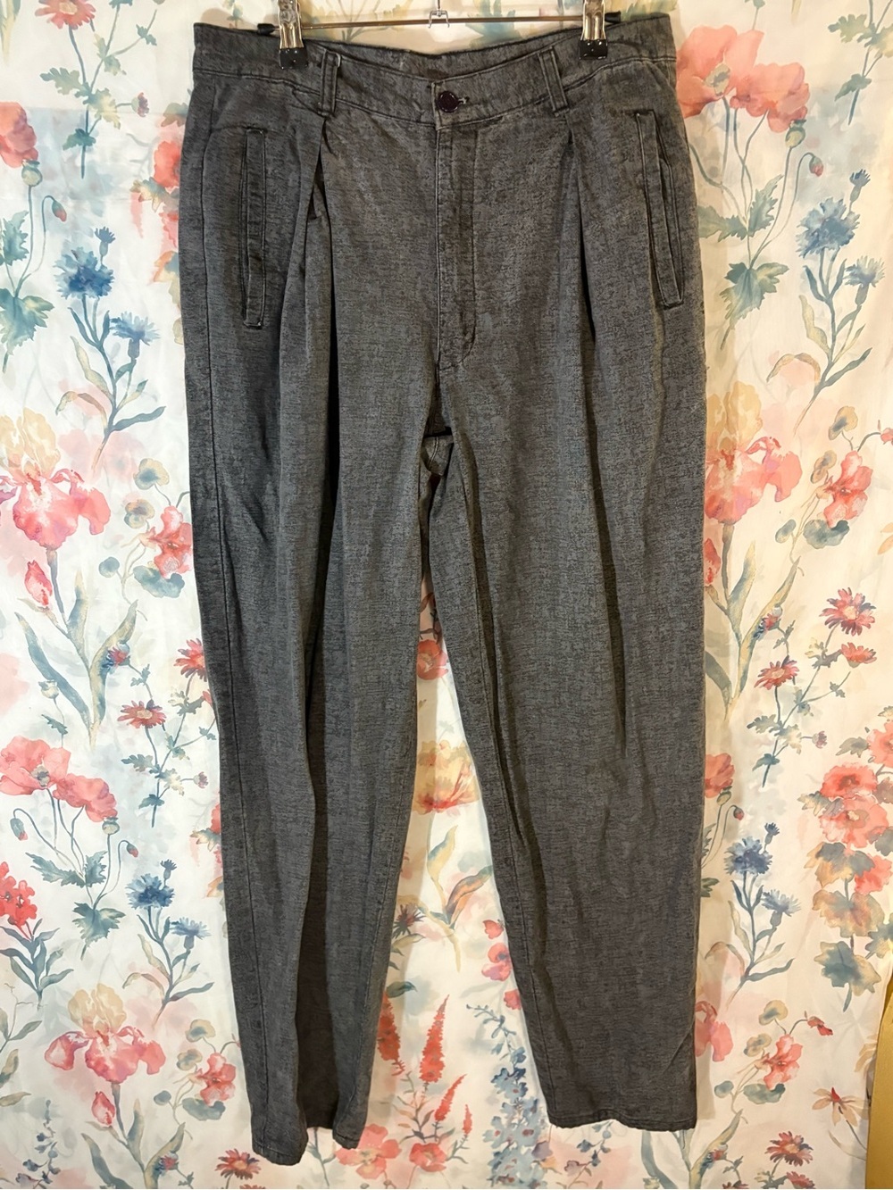 Vintage Men's Gray Pleated Dress Pants